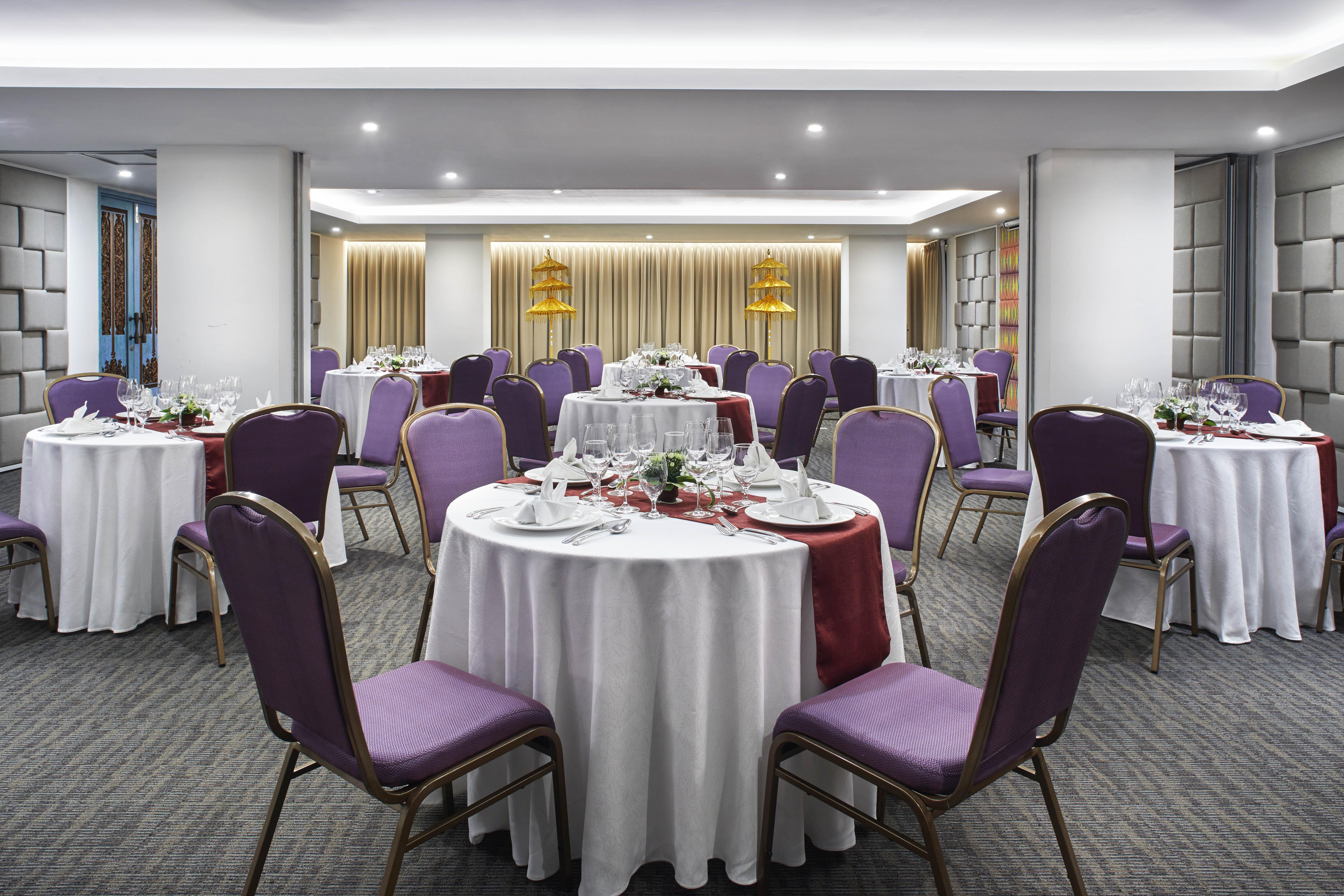 Jambuluwuk Oceano Seminyak Hotel Εξωτερικό φωτογραφία The ballroom