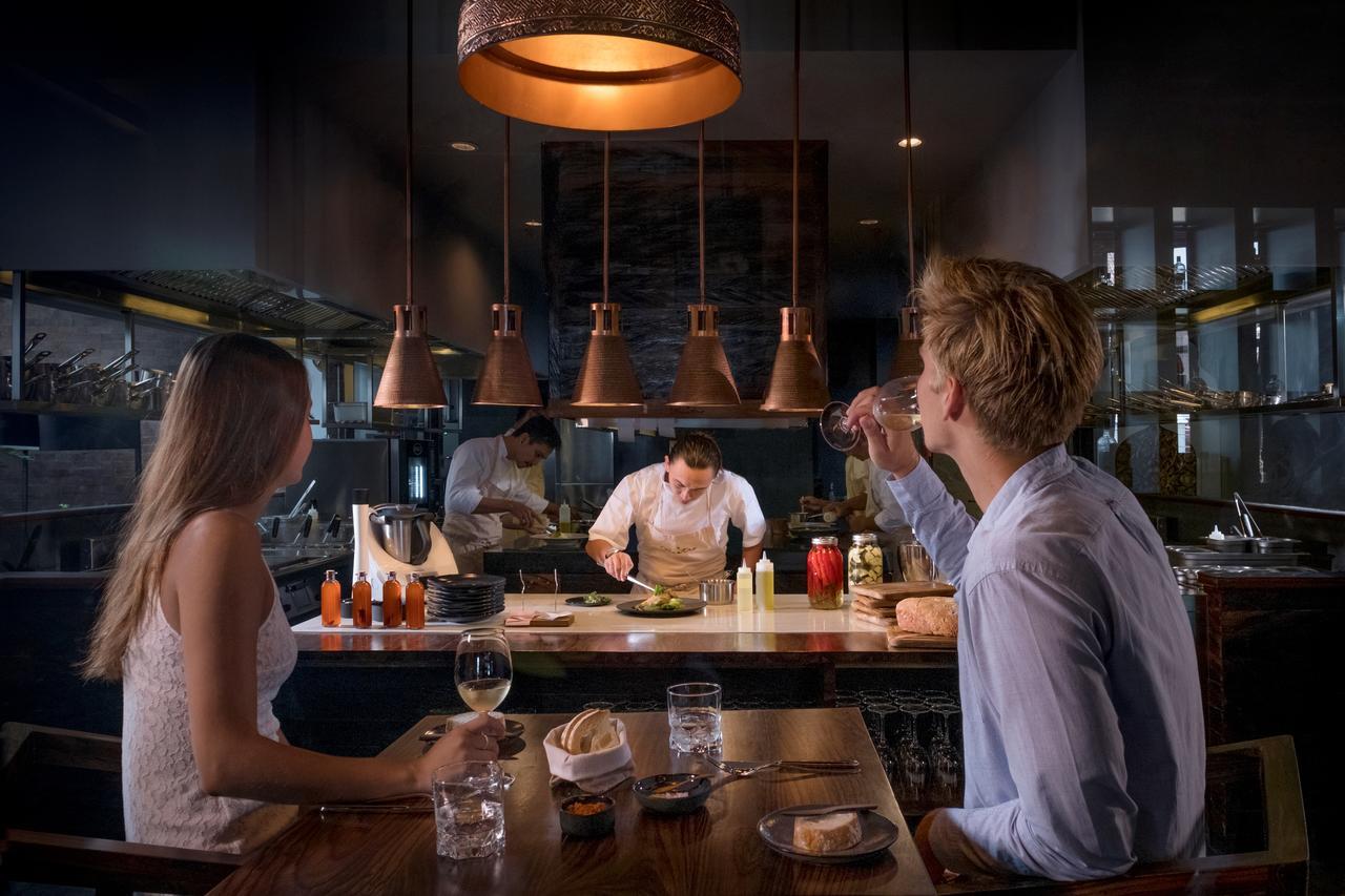 Jambuluwuk Oceano Seminyak Hotel Εξωτερικό φωτογραφία The Chef's Table